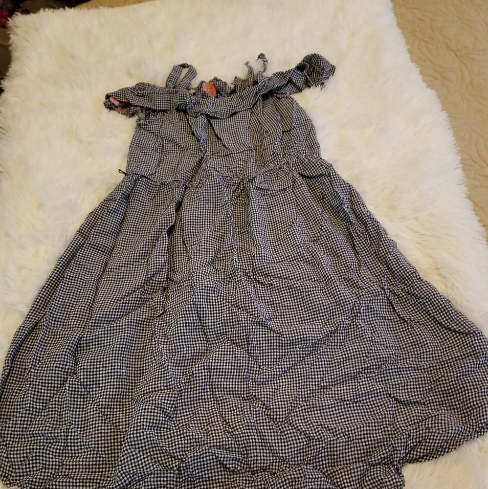 Beautees

Gingham Maxi Romper - Picture 4 of 5